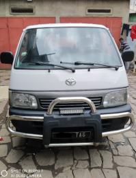 Toyota HiAce IV  RZH104 à vendre