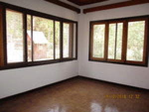 44095 - Une villa à étage F6 sis à  Andohanimandroseza(ref:LVS 2029/